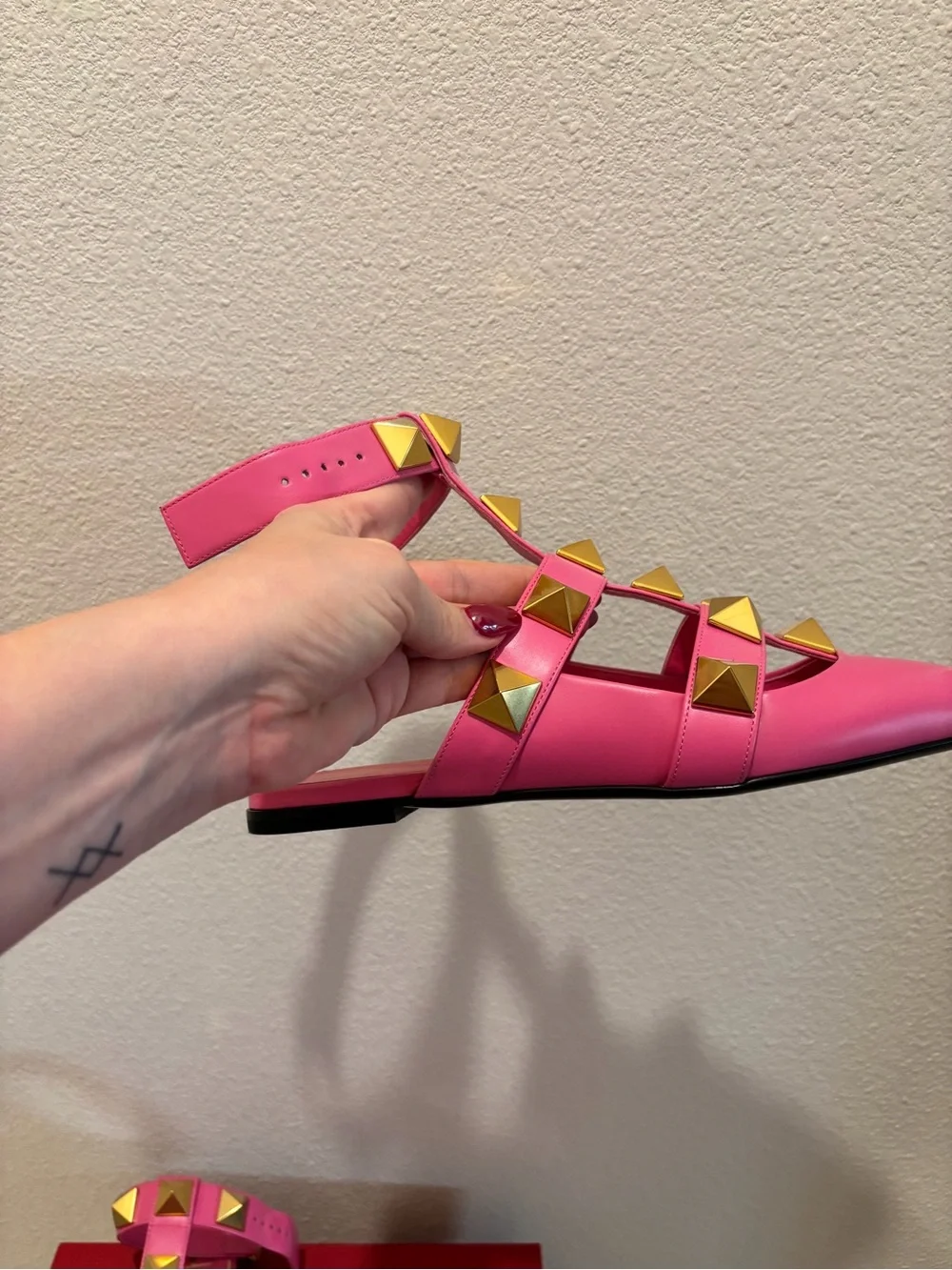 Valentino Garavani 'Roman Rockstud' Flats Pink, Size 38.5